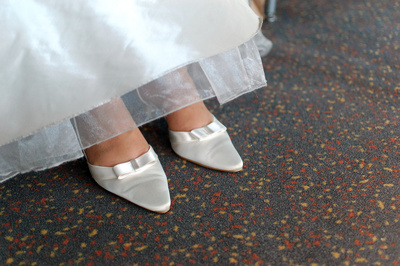 Der richtige Brautschuh - brautstyling